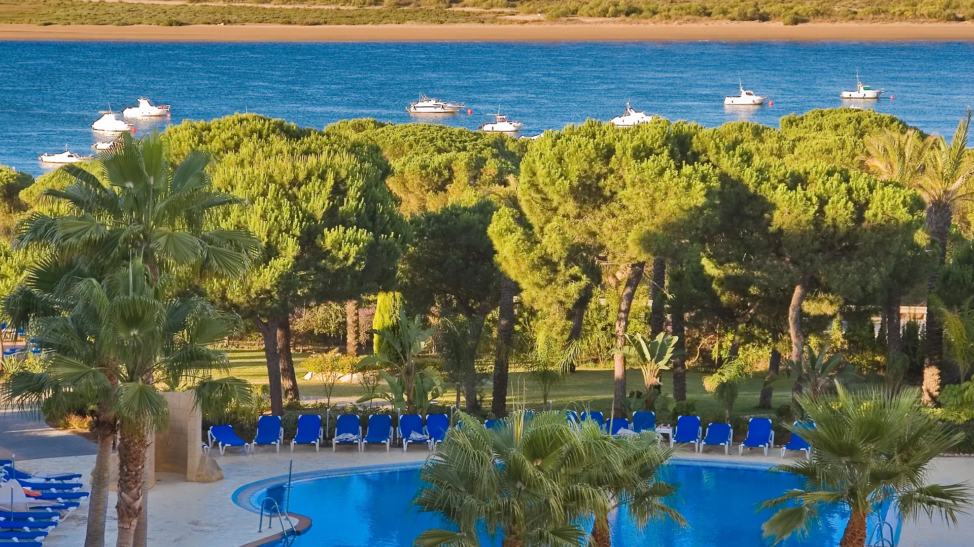 Playacartaya Hotel Huelva